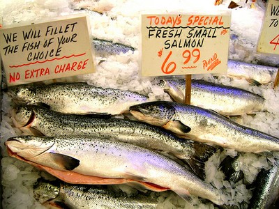 pike place market salmon