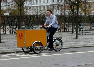 Alyse Nelson - Postal service cargo trike Denmark