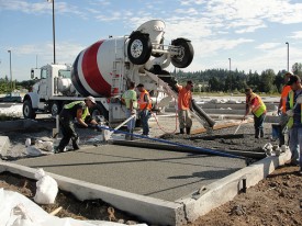 Washington DOT pouring pervious concrete