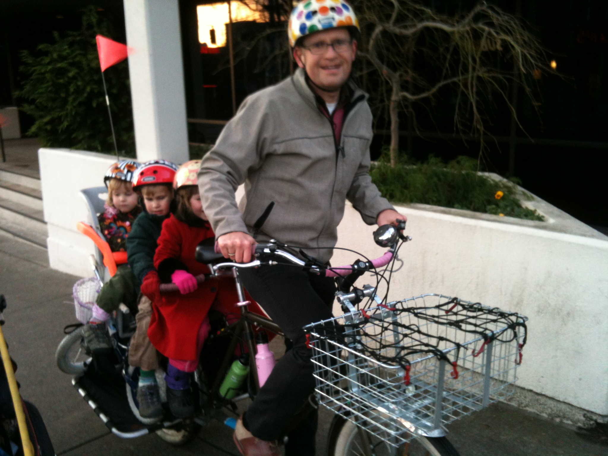 A long-tail cargo bike set-up for schlepping kids!