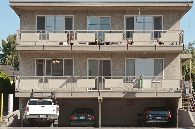 Dingbat architecture in Seattle’s Ballard neighborhood. Photo by Holy Outlaw.