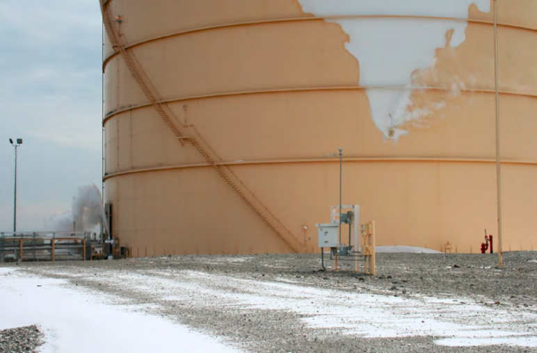 Plymouth LNG tank and leaking pipe, by WUTC used with permission