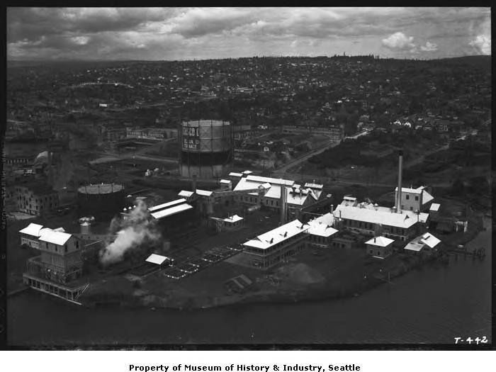 Black and white aerial image of the Seattle Gas Company plant, taken in 1935