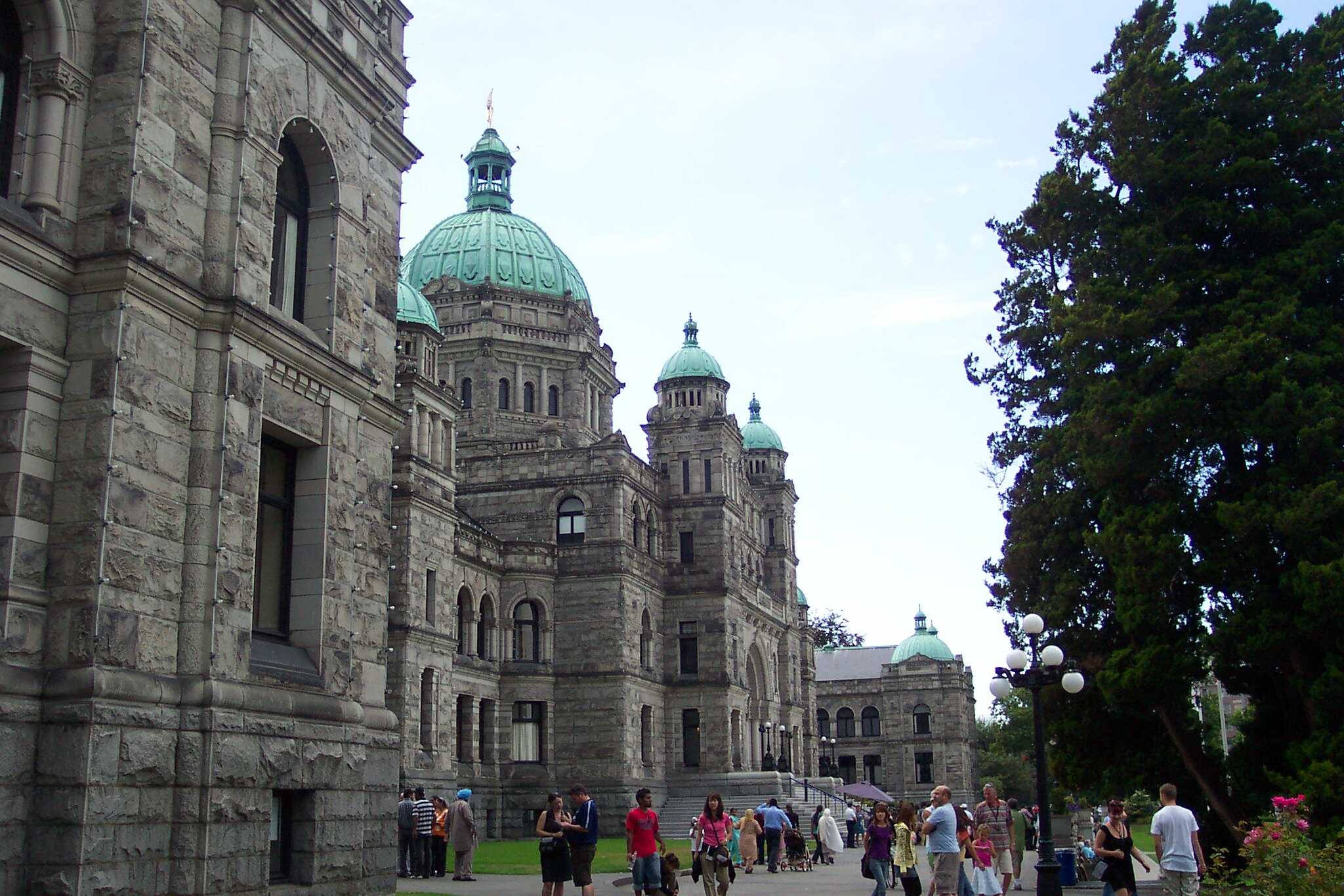 The Legislative Building in Victoria, BC. by Christina used under CC BY 2.0