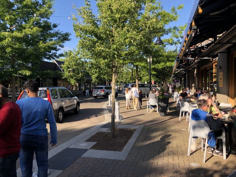 Street scene in Kirkland, WA. Photo by Webster Chang
